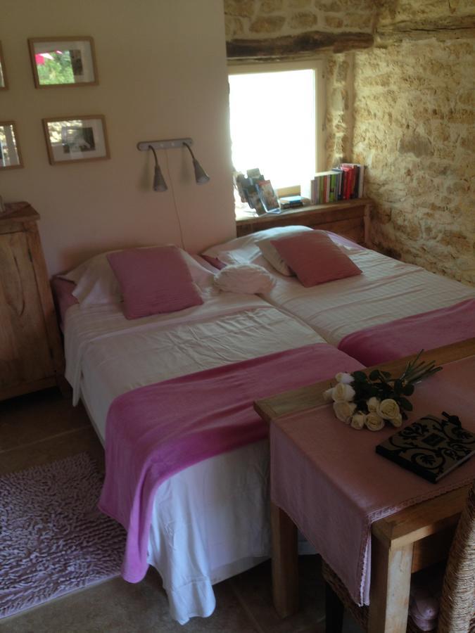 Lo Petit Cretsou Simeyrols Exterior foto